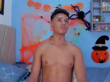 Chaturbate Adult Webcam of magnusking_