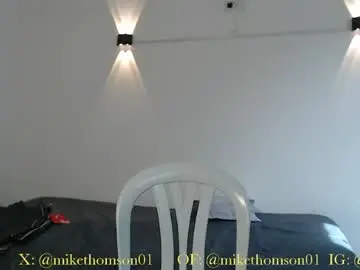 Chaturbate Nude Webcam of mikethomson01