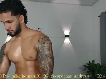 Chaturbate Watch Live Sex Cams of mikethomson01