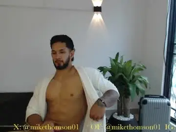 Chaturbate Sex Cam of mikethomson01