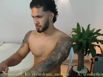 Chaturbate Watch Live Sex Cams of mikethomson01