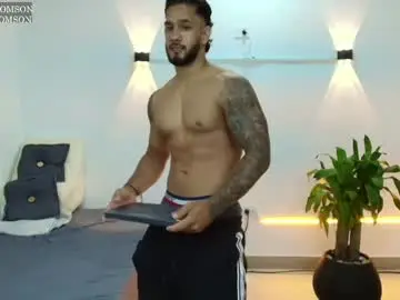 Chaturbate Live Porn of mikethomson01