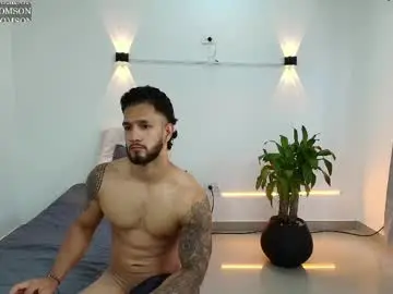 Chaturbate Free Porn Cam of mikethomson01