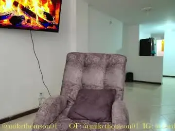 Chaturbate Sex Chat of mikethomson01