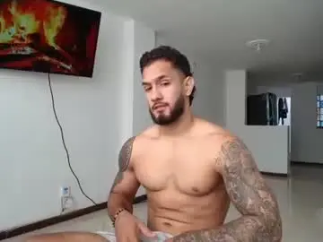Chaturbate Live Porn of mikethomson01