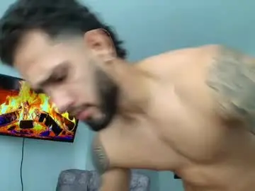 Chaturbate Watch Live Sex Cams of mikethomson01