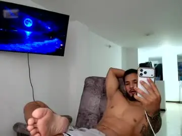 Chaturbate Live Sex Cam of mikethomson01