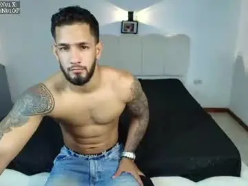 Chaturbate Adult Video Chat of mikethomson01