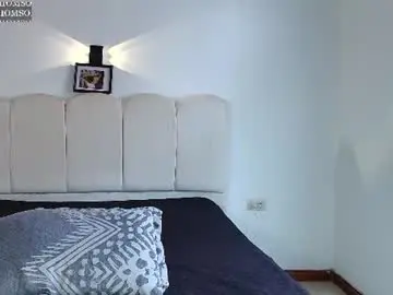 Chaturbate Free Porn Cam of mikethomson01