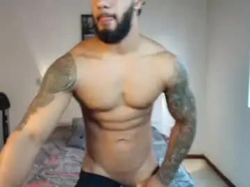 Chaturbate Free Porn Cam of mikethomson01