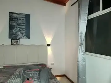 Chaturbate Adult Webcams of mikethomson01