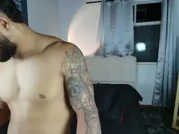 Chaturbate Live Sex Cam of mikethomson01