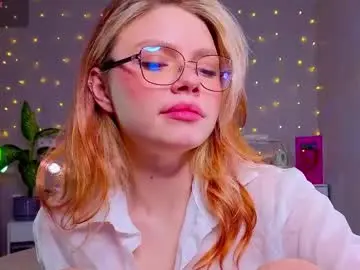 Chaturbate Live Sex Cam of red__candy