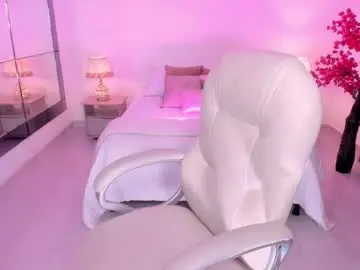 Chaturbate Watch Live Sex Cams of ellie_evans_