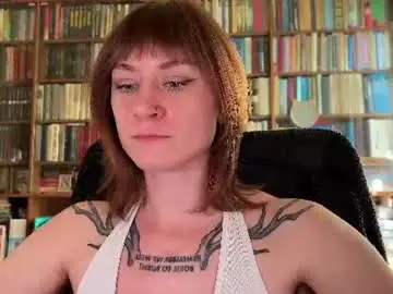 Chaturbate Watch Live Sex Cams of retromarie
