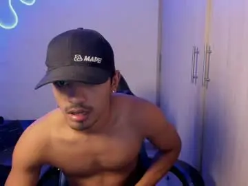 Chaturbate Live Sex Cam of fredd_ss