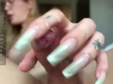 Chaturbate Watch Live Sex Cams of highenough_queen