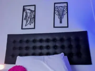 Chaturbate Adult Video Chat of melody_evanss_