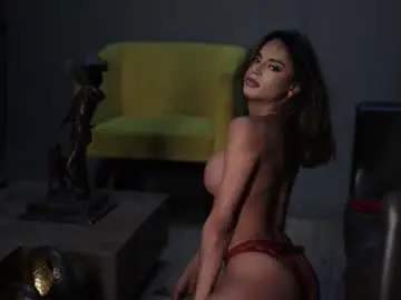 Chaturbate Watch Live Sex Cams of chloe_cherry21