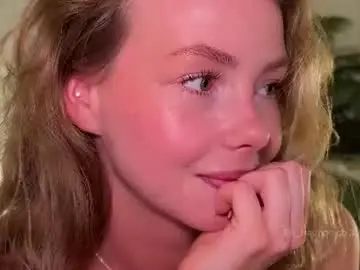 Chaturbate Nude Webcam of elli_harmon