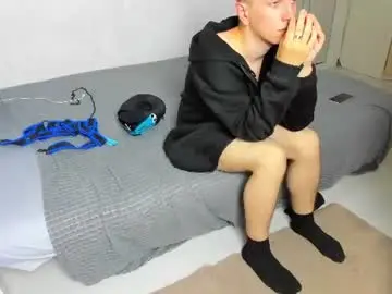 Chaturbate Sex Cam of elliot_winki