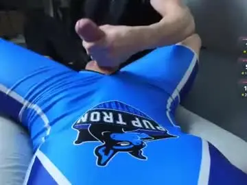 Chaturbate Free Porn Cam of elliot_winki