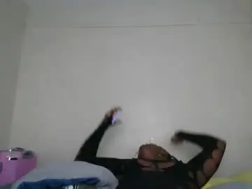 Chaturbate Sex Cam of horny_sexxy_babe