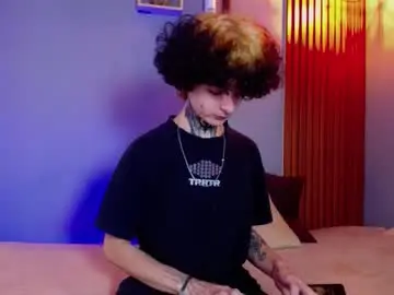 Chaturbate Adult Video Chat of juneblake_