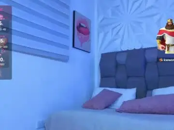 Chaturbate Live Sex of perlaa_moon_