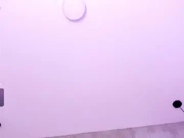 Chaturbate Live Sex Cam of emmachar_mml