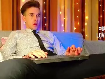 Chaturbate Live Sex Cam of midnighter__