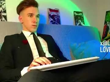 Chaturbate Free Live Porn of midnighter__