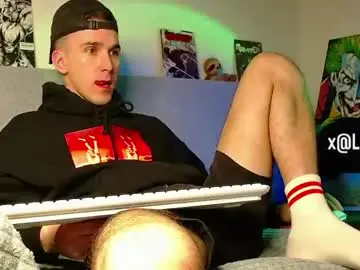Chaturbate Watch Live Sex Cams of midnighter__