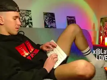 Chaturbate Live Sex Cam of midnighter__