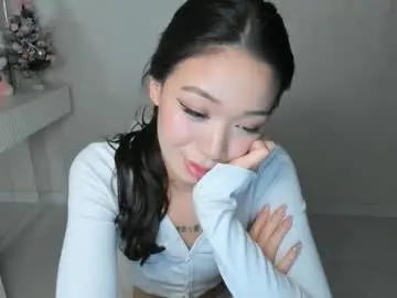 Chaturbate Best live sex cam show of sophia_squirtits