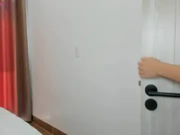 Chaturbate Sex Chat of sophia_squirtits