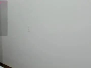 Chaturbate Nude Webcam of sophia_squirtits