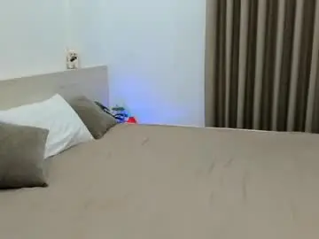 Chaturbate Sex Chat of sophia_squirtits