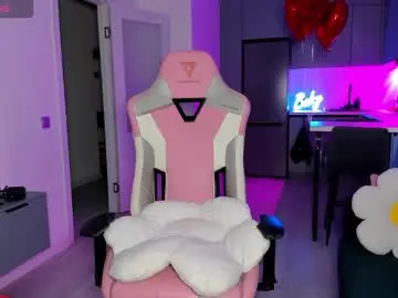 Chaturbate Live Sex Cam of wowlovie666