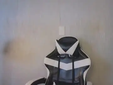 Chaturbate Adult Webcams of ades_lowe