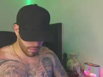Chaturbate Watch Live Sex Cams of ades_lowe