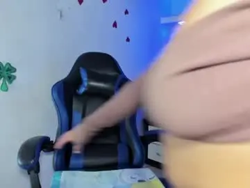 Chaturbate Live Sex Cam of briana_kimm