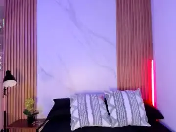 Chaturbate Live Sex of julia_martinezz_