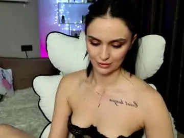 Chaturbate Nude Webcam of milaasweety