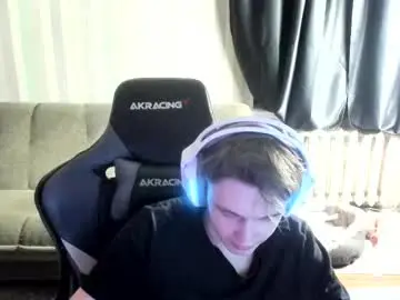 Chaturbate Live Sex Cam of aron_neall