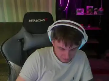Chaturbate Free Porn Cam of aron_neall