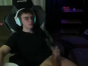 Chaturbate Best live sex cam show of aron_neall