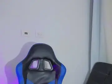 Chaturbate Free Live Porn of edwardross_