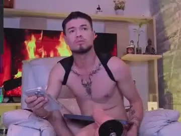 Chaturbate Best live sex cam show of edwardross_