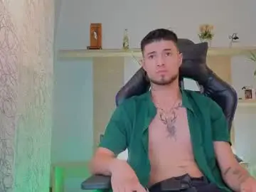 Chaturbate Free Live Porn of edwardross_